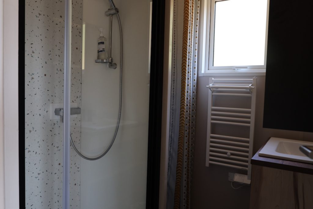 interieur valterra Lodge Solaure sdb 2 50M2 Chatillon en diois