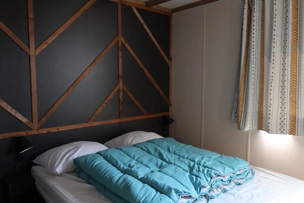 interieur valterra Lodges Archiane chambre lit double 35M2 Chatillon en diois