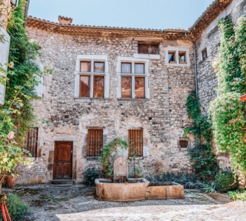 shutterstock_2596668425